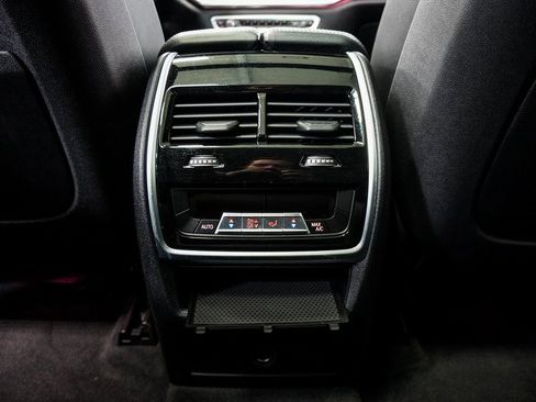 Used 2019 BMW X5 xDrive40i image 11