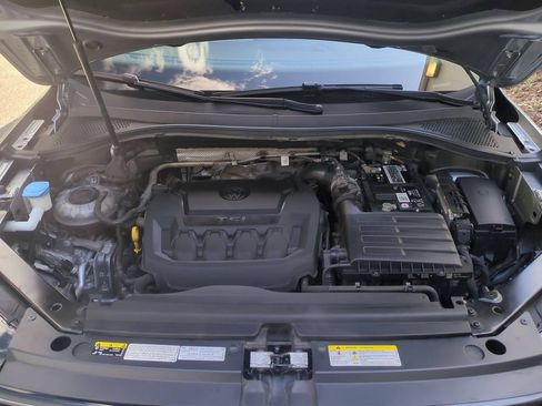 Used 2021 Volkswagen Tiguan SE AWD/4WD image 29