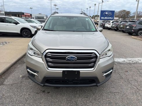 Used 2019 Subaru Ascent Limited w/ Popular Package #2A image 4