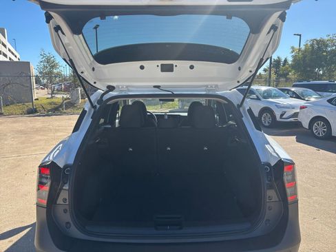 Used 2025 Nissan Kicks SV image 29