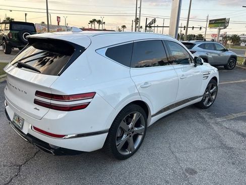 Used 2023 Genesis GV80 2.5T w/ Prestige Package image 4