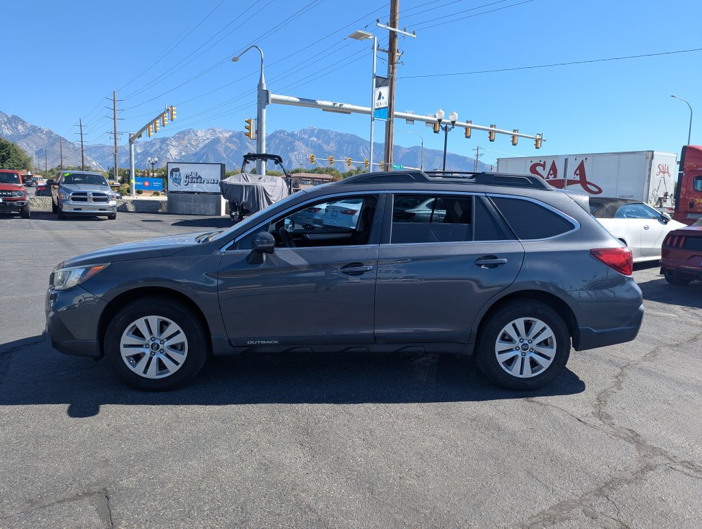 Used 2019 Subaru Outback 2.5i Premium AWD/4WD image 8