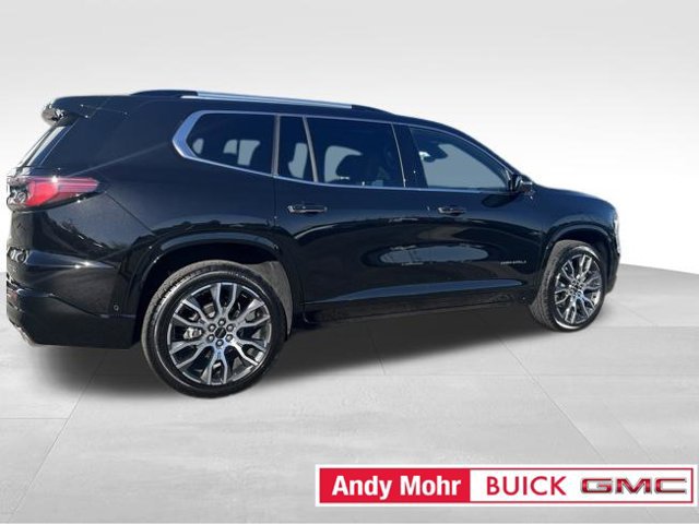 Used 2026 GMC Acadia Denali Ultimate w/ LPO, Floor Liner Package FWD image 17