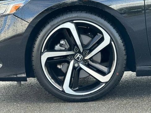 Certified 2022 Honda Accord Sport image 24