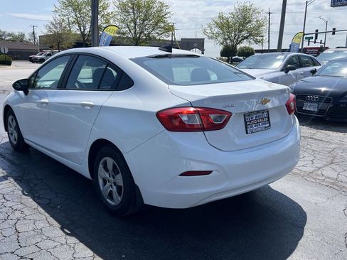 Used 2017 Chevrolet Cruze LS image 4