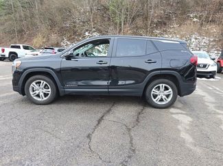 Used 2024 GMC Terrain SLE video 2