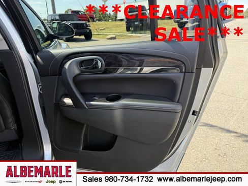 Used 2017 Buick Enclave Premium w/ Experience Buick Package image 36