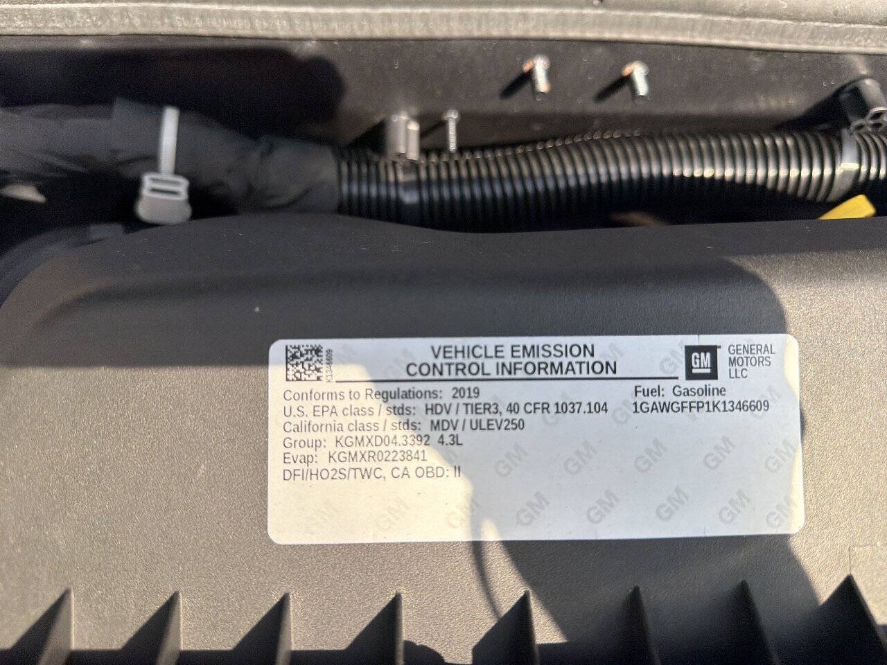 Used 2019 Chevrolet Express 2500 LT w/ LT Preferred Equipment Group RWD image 15