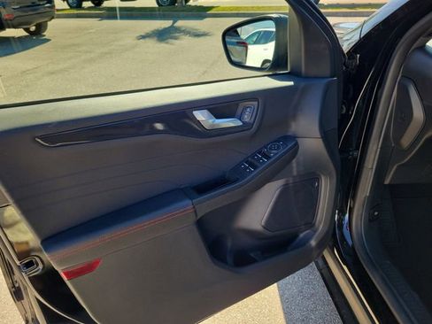 Used 2024 Ford Escape ST-Line w/ Tech Pack #1 image 18