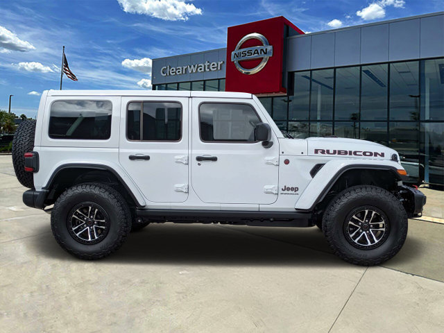 Used 2026 Jeep Wrangler Unlimited Rubicon AWD/4WD image 3