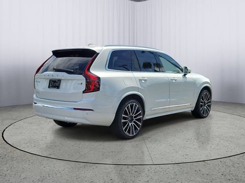 New 2026 Volvo XC90 B6 Ultra w/ Lounge Package AWD/4WD image 2