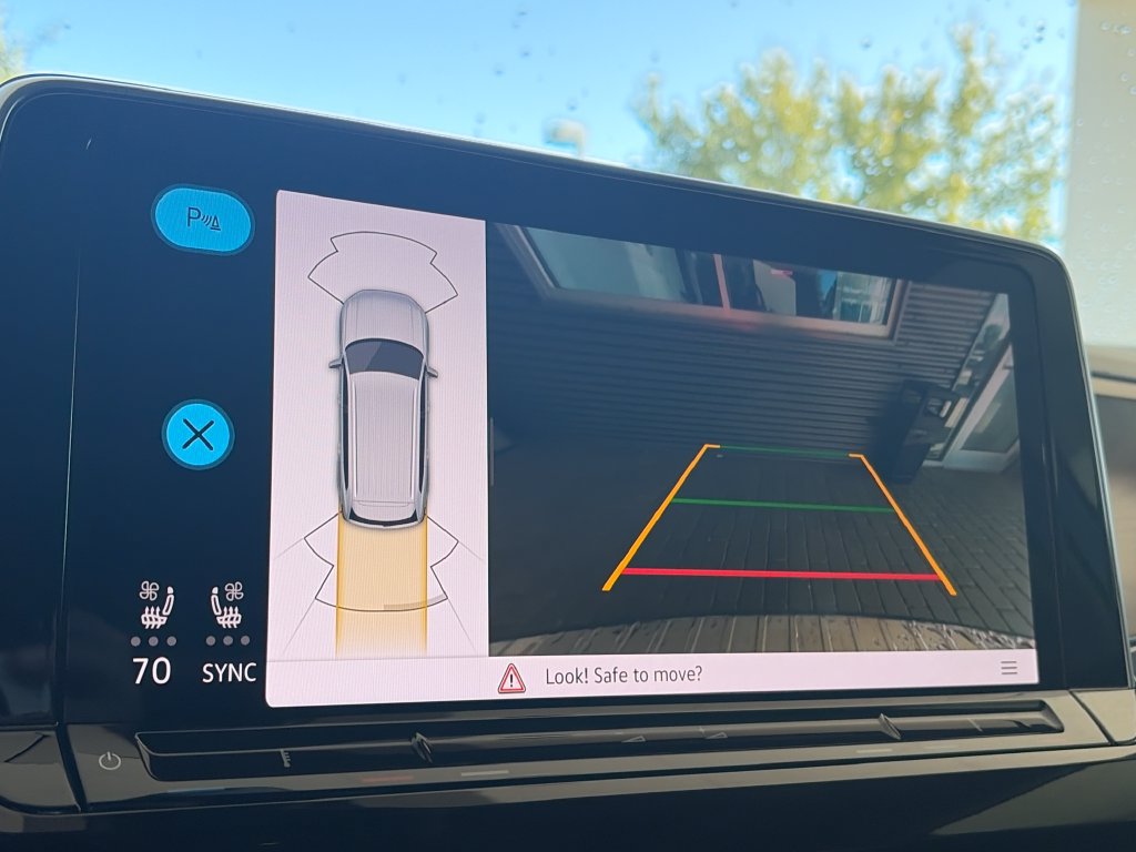 Certified 2024 Volkswagen Atlas SE FWD image 23