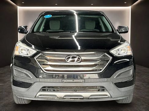 Used 2013 Hyundai Santa Fe Limited w/ Technology Pkg FWD image 2