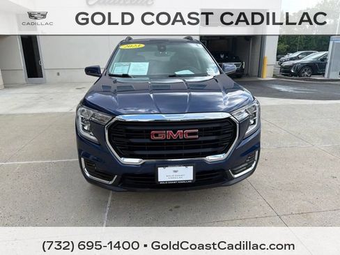 Used 2023 GMC Terrain SLE w/ Driver Convenience Package AWD/4WD image 5