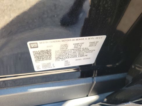 Used 2024 Chevrolet Equinox LT FWD image 31