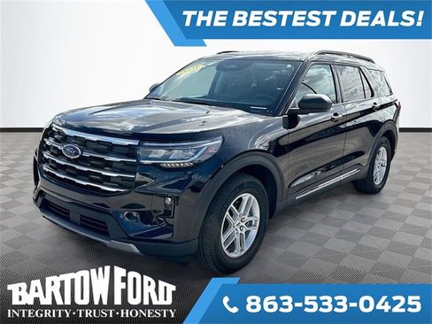 Used 2025 Ford Explorer Active w/ Active Comfort Package image 1