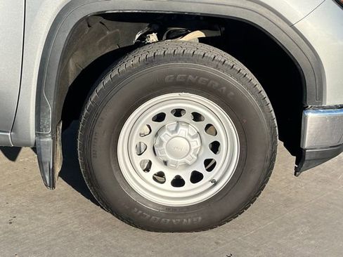 Used 2024 GMC Sierra 1500 Pro w/ Pro Value Package image 9