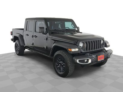 Used 2024 Jeep Gladiator Sport