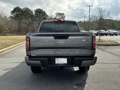 Certified 2023 Nissan Frontier SV w/ SV Convenience Package image 7