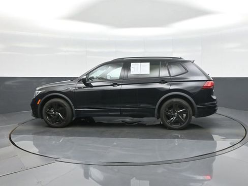 Used 2023 Volkswagen Tiguan SE R-Line FWD image 4