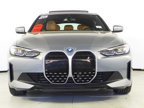 Used 2023 BMW i4 eDrive40 w/ Premium Package RWD image 3