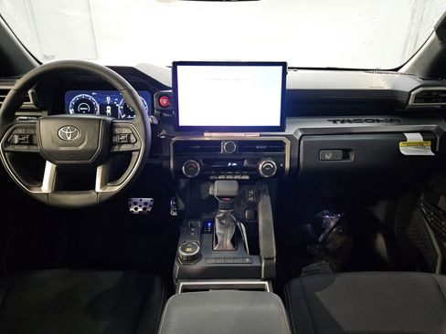 New 2025 Toyota Tacoma TRD Sport image 9