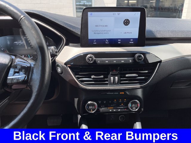 Used 2021 Ford Escape SE w/ SE Sport Appearance Package AWD/4WD image 17