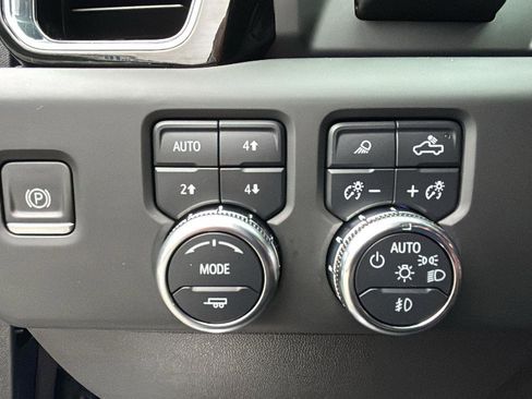 Used 2024 GMC Sierra 1500 Denali w/ Technology Package image 16