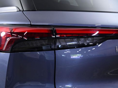 Used 2023 INFINITI QX60 Autograph w/ Cargo Package AWD/4WD image 7