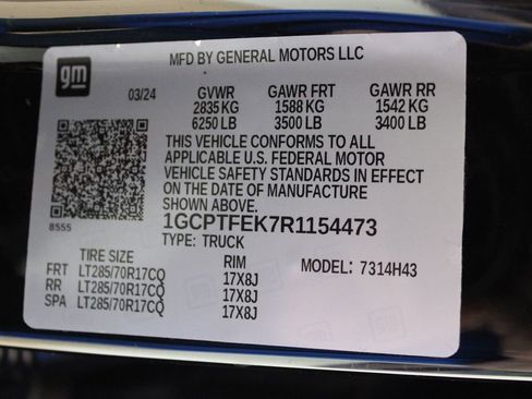 Used 2024 Chevrolet Colorado ZR2 w/ ZR2 Convenience Package III AWD/4WD image 32