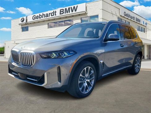 New 2026 BMW X5 xDrive40i w/ Climate Comfort Package image 3
