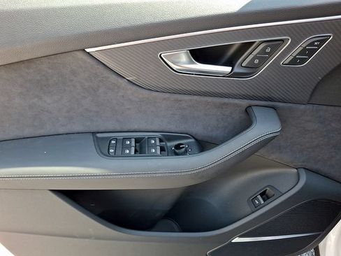 Certified 2026 Audi SQ7 Premium Plus AWD/4WD image 12