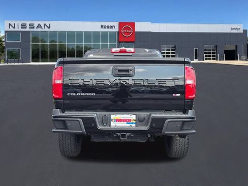 Used 2022 Chevrolet Colorado Z71 AWD/4WD image 4