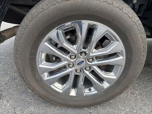 Used 2024 Ford F150 Lariat w/ FX4 Off-Road Package AWD/4WD image 19