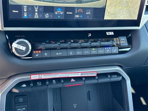 New 2025 Toyota Tundra Platinum image 25