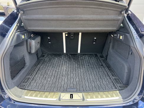 Certified 2026 Jaguar F-PACE R-Dynamic S AWD/4WD image 37