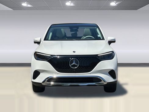 Certified 2023 Mercedes-Benz EQE 350+ 4MATIC SUV image 4