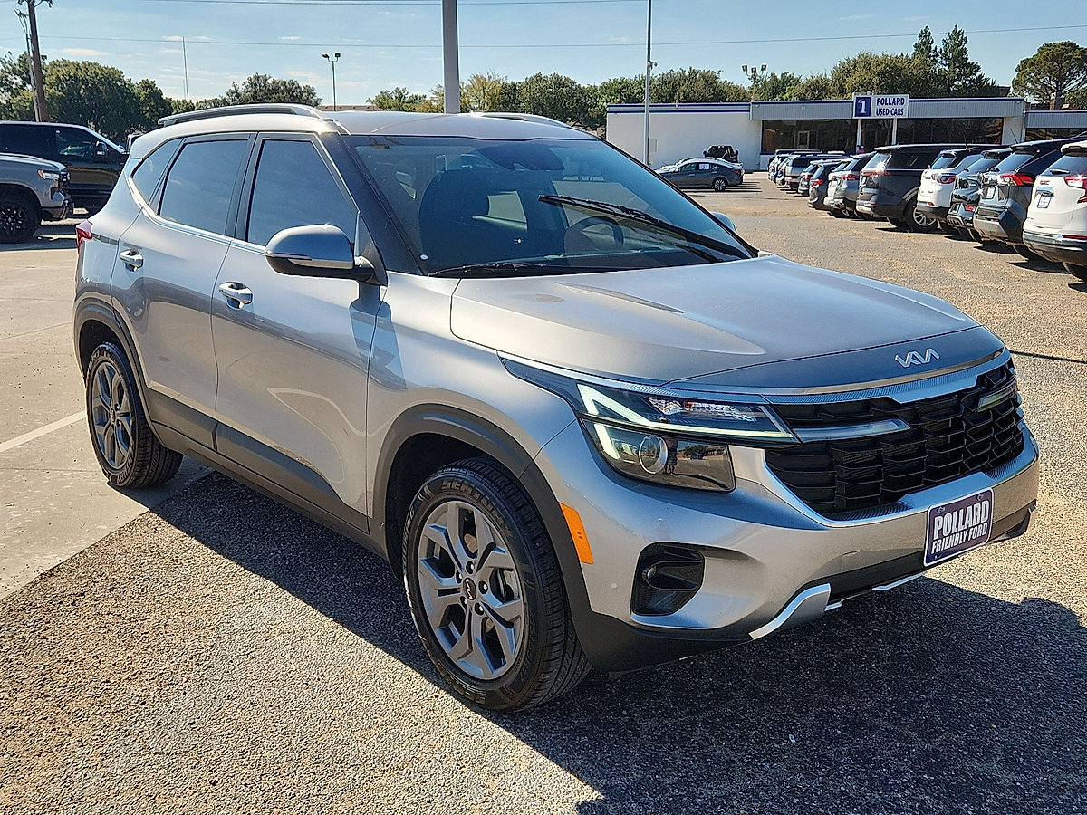 Used 2024 Kia Seltos S AWD/4WD image 5