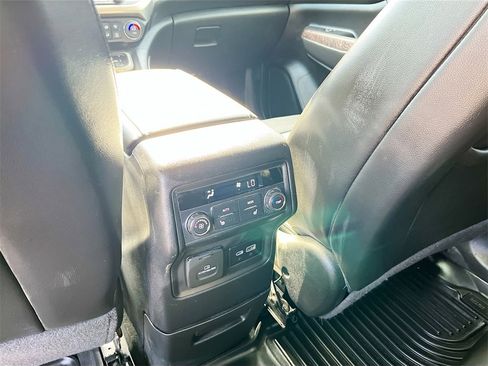 Used 2023 GMC Acadia Denali image 26