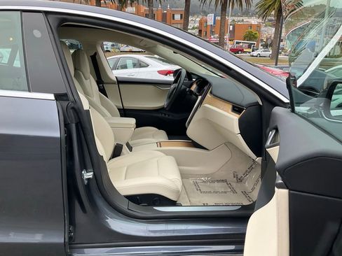 Used 2019 Tesla Model S Standard Range AWD/4WD image 64