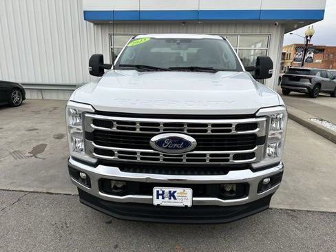 Used 2023 Ford F250 XLT image 2
