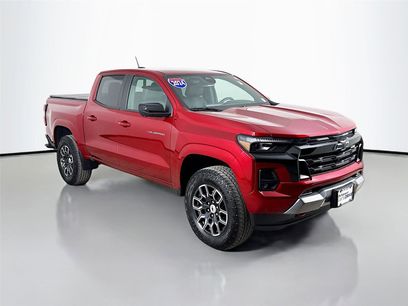 Used 2024 Chevrolet Colorado Z71 w/ Z71 Convenience Package 2