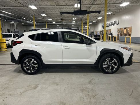 Certified 2025 Subaru Crosstrek 2.0i Premium image 9