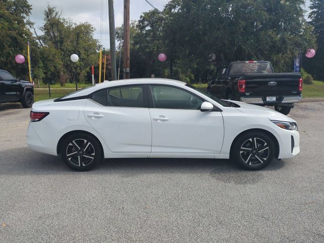 Used 2025 Nissan Sentra SV FWD image 2