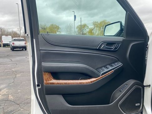 Used 2017 Chevrolet Tahoe Premier image 16