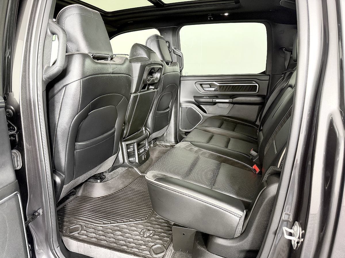Used 2023 RAM 1500 Laramie AWD/4WD image 36