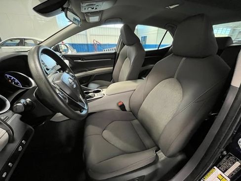 Used 2022 Toyota Camry LE FWD image 21