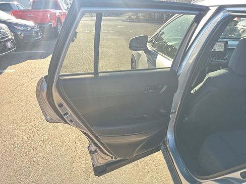 Used 2024 Toyota Corolla Cross LE image 36