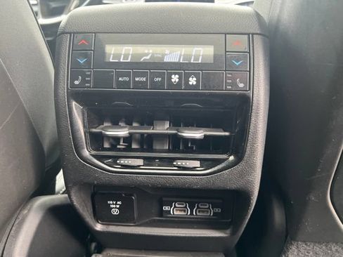 Certified 2021 Jeep Grand Cherokee L Overland w/ Luxury Tech Group IV AWD/4WD image 16