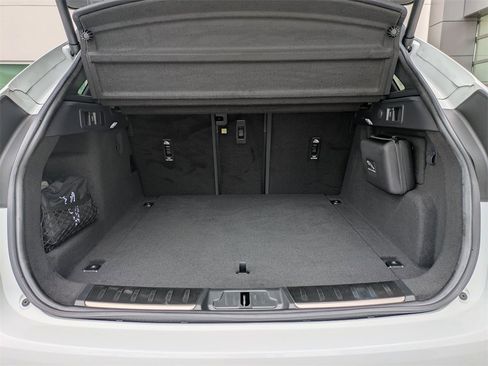 Used 2022 Jaguar F-PACE S image 13